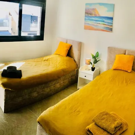 アパート 219 Laguna View Atico Jakuzzi Alicante Holiday トレビエハ